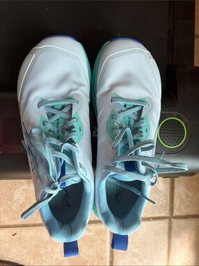 Altra Women's Light Blue Teal Athletic Running Shoes